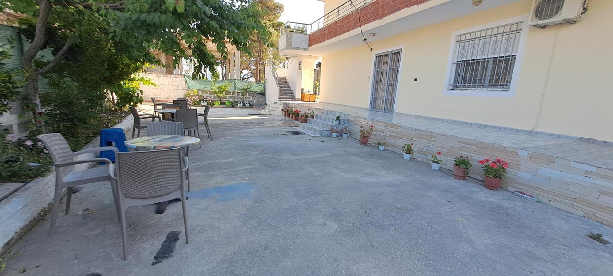Guesthouse Влёра Экстерьер фото